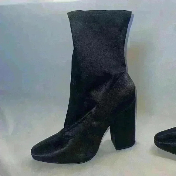 Kendall and Kylie Hailey Satin Black Mid-Calf Boots Size 9 Women's - Picture 2 of 11